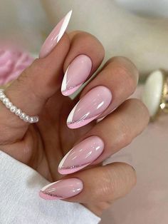 Oval Nails, Classy Nails, Fancy Nails, Short Acrylic Nails, Nail Arts, Acrylic Nail Designs, Almond Nails