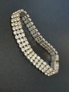 Vintage clear Diamanté silver tone rhinestone set cocktail Bracelet 17cm Iced Out Crystal Jewelry For Formal Occasions, Elegant Iced Out Bracelets For Party, Glamorous Formal Bracelets With Rhinestones, Crystal Tennis Bracelet With Rhinestones, Glamorous Rhinestone Bracelets For Formal Occasions, Glamorous Silver Bracelet For Party, Diamond White Tennis Bracelet For Party, Elegant Iced Out Crystal Bracelet, Crystal Round Tennis Bracelet For Party