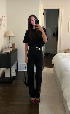 Black Work Outfit, Winter Dinner Outfit, Dinner Outfit Winter, Outfit Dinner, Work Fits, A Love Letter, Dinner Outfit, Black Work