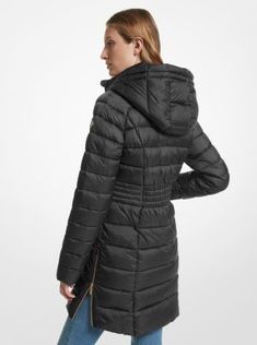 Your winter wardrobe deserves an upgrade. This cold-weather classic is crafted from quilted nylon and features a recycled polyester fill for added protection from the elements. Layer it over jeans and a turtleneck for chilly days ahead. Michael Kors Coats, Collared Coat, Green Coat, Quilted Coat, Puffer Coat, Michael Kors Black, Winter Wardrobe, Black Coat, Puffer Jacket