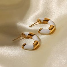 Stainless Steel Twisted Enamel Hoop Earrings, 18K-Gold Textured Jewelry, Waterproof Texture Jewelry, Gold Piece, Body Chain Jewelry, Stainless Steel Earrings, Metal Style, Gold Texture, Stainless Steel Material, Statement Jewelry, Types Of Metal