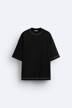 CONTRAST TOPSTITCHING SWEATSHIRT - Black | ZARA United States Oversized T-shirts · Zara ·, Zara Relaxed Fit T-shirt For Streetwear, Zara App, Zara Mens Tshirts, Trendy Zara Cotton T-shirt, Black Cotton Zara T-shirt, Zara Fashion, Workout Sweatshirt, Zara United States