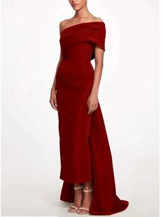 Funda / Columna Vestidos de noche Elegante Vestido Formal Fiesta de baile Cola de Corte Sin Mangas Un Hombro Tafetán Sin espalda con Lazo(s) Con cintas 2024 2024 - $138.99 Formal One-shoulder Evening Dress With Ruched Detail, Off-shoulder Evening Dress For Holiday, Glamorous Off-shoulder Evening Dress For Formal Occasions, Elegant One Shoulder Evening Dress For Party, Elegant One-shoulder Party Evening Dress, Elegant Summer Evening Dress For Banquet, Dressy Off-shoulder Evening Dress For Formal Events, Chic Solid Color Evening Dress For Banquet, Fitted One-shoulder Gala Evening Dress