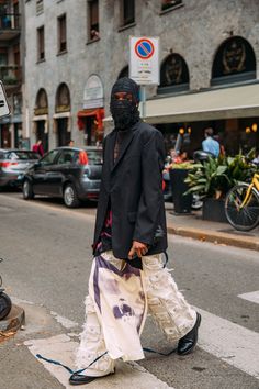 Vogue Photographers, 90s Fashion Men, Milan Fashion Week Street Style, The Best Street Style, Street Fashion Photography, Dope Fashion, Best Street Style, Street Wear Urban