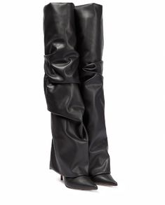 Alexandre Vauthier Boots, Trends For Fall 2023, Fall Shoe Trends, Kpop Clothes, Fall Shoe, Rich Fashion, Shoes Too Big, Shoe Trends, Faux Leather Boots