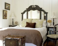 two pictures of a bedroom with a bed, dresser and chandelier in it