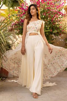 Buy White Georgette Crepe Printed Floral Sequin Embroidered Top And Flared Pant Set For Women by Suruchi Parakh Online at Aza Fashions. Ruffle Dupatta, Cutdana Embroidery, Haldi Outfit, Printed Embroidery, Off White Dresses, Indian Wedding Outfits, Indian Attire, Designer Dresses Indian, Indian Fashion Dresses