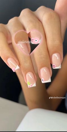 Unique Square Nail Designs, Simple But Cute Birthday Nails, Holiday Nail Inspo Summer, Summer Nail Inspo 2024 Square, Short Square Summer Nails, Birthday Nails Simple, Bday Nails, Nail Board