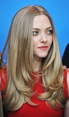 Amanda Seyfried Hair, Baju Kahwin, Haircuts For Long Hair With Layers, Oval Face Haircuts, Layered Hairstyles, Oval Face Hairstyles, Haircut Styles, Long Layered Haircuts, Oval Face Shapes