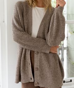 Cashmere Cocoon Cardigan Taupe Cozy Taupe Winter Cardigan, Jenni Kayne Sweater, Jenni Kayne Cashmere Cocoon Cardigan, Oversized V-neck Cashmere Cardigan, Brown V-neck Relaxed Fit Cardigan, Cozy V-neck Merino Wool Cardigan, Slouchy Cardigan, Cocoon Cardigan, Winter Cardigan