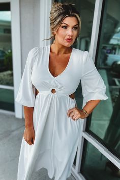 FIT - True to size. Fabric does not have a lot of stretch. Britt is 5'6 size 7/9 34dd wearing the medium. 100% Polyester Cut Out Maxi Dress, White Maxi Dress, White Maxi, Cut Out, Size 7, Off White, Maxi Dress, Boutique, Fabric