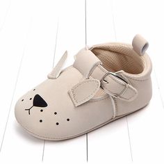 Baby Products Packaging, Newborn Shoes, Animal Shoes, Cat Baby, Leather Baby Shoes, Shoes For Girls, Baby Moccasins