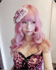 Kawaii Black Women, Pink Hair Oc, Gyaru Hair, Agejo Gyaru, Easy Bun, Me And My Friends, Easy Bun Hairstyles, Gyaru Fashion, Pink Girly Things