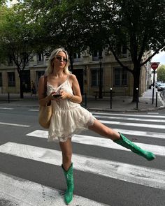 Chloé Allain (@chlosertoyou) • Instagram photos and videos Denver Summer Outfits, Mini Dress And Cowboy Boots, Dress And Cowboy Boots Outfit, Western Summer Outfits, Traje Cowgirl, Utah Summer, Western Boots Outfit, Botas Western, Cowgirl Boots Outfit