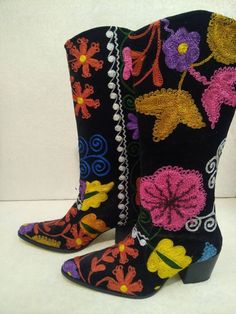 Vintage Embroidery Cowboy Boots, Suzani Boots, Western Style, Custom Made, FREE SHIPPING #KneeHighBoots #SuzaniBoots #CowboyBoots #handmade #WomenBoots #EmbroideryBoots #TurkishBoots #BohoStyle #WesternStyle #CountryStyle #trend #onlinesale #comfy #christmas #festival #casualboots #handmade #etsyaddict #bemyboots #todayusa #ny #london #sydney #freestyle #everydayboots #outdoorfit #workshop #hotsale Western Embroidered Boots For Festivals, Western Style Embroidered Boots For Festival, Western Style Embroidered Festival Boots, Embroidered Snip Toe Boots For Festival, Multicolor Floral Embroidery Boots With Round Toe, Multicolor Floral Embroidered Round Toe Boots, Bohemian Embroidered Boots For Fall, Multicolor Embroidered Boots, Traditional Fitted Boots With Round Toe