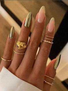 green chrome metallic nail designs Nagellack Trends, Milky Nails, Smink Inspiration, Summery Nails, Work Nails, Metallic Nails