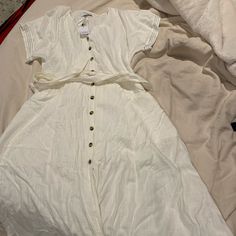 Off White, Cream Linen Dress Perfect For Spring/Summer. Since Its Linen It May Need A Slip Or Nude Undergarments. Never Been Worn. New With Tags. Xl With No Stretch. Measurements: Pit To Pit 24in Flat Waist 20in Flat Hip 28in Flat I’m Not A Seamstress So These Are Approximate Measurements To The Best Of My Ability. Thanks!! White Knee-length Midi Dress For Daytime, Casual Off White Knee-length Midi Dress, White Short Sleeve Midi Summer Dress, White Summer Midi Dress For Daywear, Cotton Off-white Midi Dress For Vacation, Off-white Cotton Midi Dress For Vacation, White Midi Dress For Daytime, Casual Off-white Maxi Dress For Beach, Casual Off White Maxi Dress For Beach