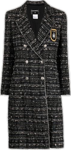 Chanel No 5, Shopping Chanel, Tweed Coat, Coat Black, Black Coat, Chanel, Collage, Pins, Black