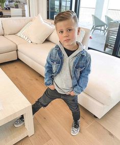 School Picture Outfits, Kindergarten Fashion, Kindergarten Outfit, Boys Denim Jacket, Boys School Outfits, Christine Andrew, Toddler Ootd