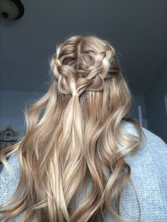 Braided Hairstyles: Blonde hair color Hair Color Dark, Blonde Hair Color, Gorgeous Hair, Down Hairstyles, Pretty Hairstyles, Kids Hairstyles, Hair Hacks, Hair Trends