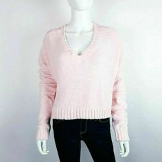 Make+Model Women's Pink Fuzzy Ribbed Knit Cropped V-Neck Slouchy Sweater Size M Buy With Confidence, We Stand Behind All Our Products! Type: Sweaters Style: Pullover Materials: 97% Polyester, 3% Other Size: M Measurements (Approximate; Laying Flat) Bust: 25 Length: 19 Condition: New With Tags Inventory #: G60 Fast Shipping! Pink Textured Knit V-neck Sweater, Trendy V-neck Cropped Sweater For Winter, Knitted V-neck Sweater For Loungewear, V-neck Knitted Sweater For Loungewear, Casual V-neck Cropped Sweater For Winter, Pink Stretch V-neck Sweater, Spring Ribbed V-neck Cropped Sweater, Trendy V-neck Cropped Sweater For Layering, Trendy V-neck Cropped Sweater