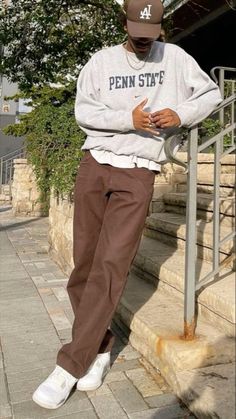 Mustard Cargo Pants Outfit, Simple Clean Outfits Men, Tan Pants Outfit Men, Outfits For Tall Guys, Brown Pants Outfit Men, Nice Outfits For Men, Chinos Men Outfit, Clean Outfit, Brown Pants Outfit