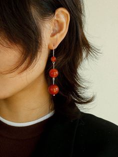 Gradient Red Onyx 925 Silver Dangle Earring - floysun Red Minimalist Dangle Earrings, Elegant Silver Carnelian Earrings, Red Sterling Silver Single Earring, Elegant Carnelian Dangle Earrings, Sterling Silver Single Red Earring, Round Carnelian Earrings, Elegant Carnelian Earrings, Red Carnelian Earrings, Red Carnelian Earrings With Ear Wire