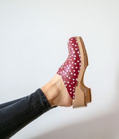 "LEDIG The Ledig clog is the traditional wooden clog that comes in a palette of colors. Ledig comes from the Swedish saying \"Lätt och ledig\" meaning effortless, just simple as it is. Ledig is your perfect companion on any given day. Here are some more options for you to chose from: https://www.etsy.com/listing/738307629/verka-clogs-swedish-wooden-clogs-for?ref=shop_home_feat_2&frs=1 https://www.etsy.com/listing/738311137/verka-clogs-swedish-wooden-clogs-for?ref=shop_home_feat_3&frs=1 Verka is a Swedish clog brand that's brought to life deep in the forests of Sweden, where all clogs are made by hand. 'Verka' in Swedish means \"to have effect on\", which symbolizes the effect that these clogs will have on you, which in turn will have an effect on other things in life. The Verka collection Clogs For Women, Clogs And Mules, Wooden Clogs, Low Heel Shoes, Shoes Leather, Clogs Shoes