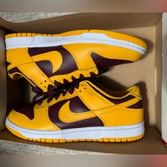 Brand New- Never Worn Size 10 Men Leather Authentic Nike Low Dunks Nike Low Dunk, Nike Flyknit Trainer, Maroon Nike, Low Dunks, Nike Air Pegasus, Yellow Nikes, Nike Gold, Nike Classic, Nike Kyrie