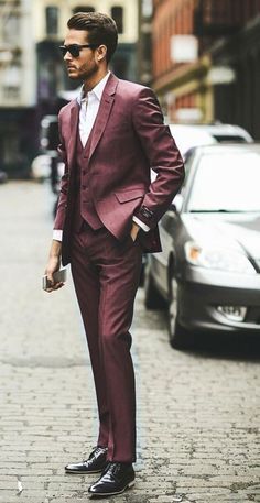 suit colours A Man In A Suit, Man In A Suit, Sharp Dressed Man, Men Style Tips, Suit Style, Suit Up, Gentleman Style, Men's Suits