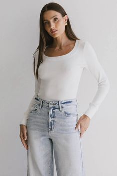 Basic top in white Ribbed Skirt, Square Neck Bodysuit, Corduroy Skirt, Scoop Neck Top, Cable Knit Cardigan, Ribbed Top, Striped Cardigan, Fitted Silhouette, Nice Shorts