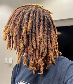 Honey Blonde Locs Men, Brown Locs Men, Brown And Blonde Locs, Ombré Locs, Honey Blonde Locs, Locs Colors, Dreadlock Care, Brown Locs, Color Locs