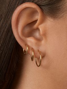 Modern Hoop Earrings, 18k Gold Earrings, Dope Jewelry, Hoop Earring Sets, Girly Jewelry, Ear Jewelry