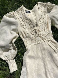 Vintage Dresses For Sale, Gunne Sax, Allergies, Lilly Pulitzer, Dresses For Sale, Leroy Merlin, Vintage Dresses, Dresses