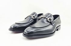 Formal Closed Toe Slip-ons With Leather Sole, Elegant Slip-on Dress Shoes For Business, Elegant Slip-on Oxfords For Formal Occasions, Elegant Workwear Slip-ons With Rubber Sole, Elegant Formal Slip-on Moccasins, Elegant Business Casual Slip-ons With Leather Sole, Elegant Formal Slip-ons With Rubber Sole, Elegant Leather Slip-ons With Plain Toe, Luxury Workwear Slip-ons With Pointed Toe