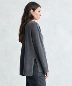 Cashmere Boyfriend Sweater – Jenni Kayne Boyfriend Sweater, Jenni Kayne, Made In China, Cotton Knit, High Low Hem