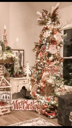 a decorated christmas tree in a living room