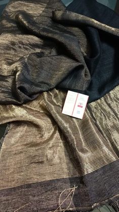 *Exclusive Bengal Handloom* 2ply Resom by Pure Matka, Tested Zari Border With Resom by Noil Blouse Piece *Silk Mark Certified* Export Quality Assured #dfeminineshoppeestore DM for orders!!!!!!!. Dr Neeta sharma -8827366281