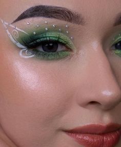 Concert Makeup, Butterfly Makeup, Cute Eye Makeup, Graphic Makeup, Rave Makeup, Ethereal Makeup, Green Makeup, Fairy Makeup, Eye Makeup Designs