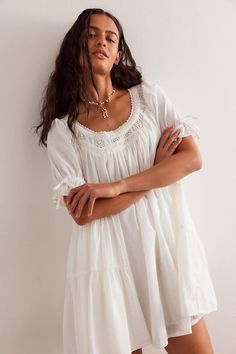 Sandy Shores Babydoll Dress | Free People Doen Dress Street Style, Pressure Oc, Babydoll Dress Pattern, Babydoll Dress Outfit, Free People White Dress, Hoop Dress, White Babydoll Dress, Babydoll Dresses, Cute Casual Dresses