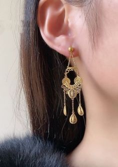 Fashion Gold Overgild Tassel Drop EarringsMade of fine Overgild Tassel.Measurement: 8cm/3.12" * 3.2cm/1.248". Matches easily with daily hairstyle, dresses & Shirts Gold Dangle Tassel Earrings For Wedding, Elegant Gold Metal Tassel Earrings, Elegant Gold Tassel Earrings, Bohemian Gold Tassel Earrings For Wedding, Gold Bohemian Tassel Earrings For Wedding, Faberge Jewelry, Daily Hairstyles, Tassel Drop Earrings, Gold Fashion