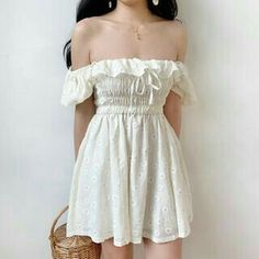 Mode Ulzzang, Old Dress, Party Crop Tops, Puff Dress, Neck Bow, Beige Dresses, Stevie Nicks, Puffed Sleeves Dress, Puffed Sleeves