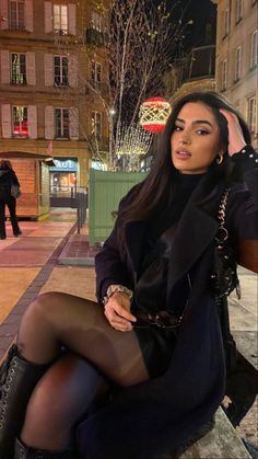 Dark Feminine Winter Outfits, Bar Fits, Classy Winter Outfits, Smink Inspiration, Chique Outfits, Winter Fashion Outfits Casual, Cold Outfits, Outfit Chic