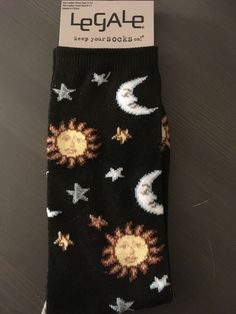 Chihiro Cosplay, Moon Socks, Silly Socks, Sun Moon And Stars, Estilo Hippy, Funky Socks, Cute Socks, Moon And Stars, Sun And Moon