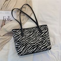 Animal Print Handbag – Tristar Boutique Leopard Print Bag With Animal Design For Everyday, Travel Rectangular Zebra Print Bag, Travel Zebra Print Rectangular Bag, Animal Print Handbags, Leopard Print Tote Bag For On-the-go, Tote Bag With Zipper, Printed Canvas Tote Bag, Animal Print Tote Bags, Bag With Zipper