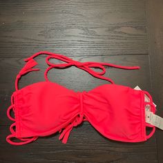 Bright Coral Pink Hollister Bandeau Style Bikini Top! Brand New, Never Worn Trendy Bandeau Swimwear With Built-in Bra, Summer Tube Top With Built-in Bra For Beach Season, Trendy Strapless Swimwear For Poolside, Trendy Strapless Swimwear For Beach Season, Vacation Tube Top With Built-in Bra, Beachwear Bandeau Tube Top With Adjustable Straps, Bandeau Tube Top With Adjustable Straps For Sunbathing, Strapless Swimwear With Built-in Bra For Beach, Beachwear Bandeau Halter Top For Swimming