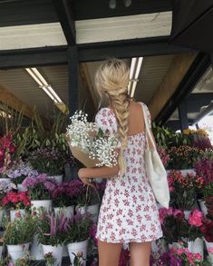 Era Victoria, Photo Inspo, Summer Aesthetic, Flower Shop, Summer Girls, Casual Outfit, Aesthetic Clothes