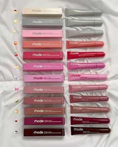 #rhode #rhodeskincare #rhodeliptint #peptideliptreatment #makeup Rhode Lip Gloss, Rhode Makeup, Rhode Beauty, Makeup Products Sephora, Makeup Package