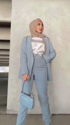 Hijabi Girl Fashion, Batul Bazzi Outfits, Modest Fashion Muslimah, Batul Bazzi, Hijab Fits