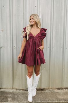 Elegant Western Dresses, Cute Dress With Cowboy Boots, Dressy Cowgirl Outfits, Fall Photoshoot Couple Outfits, Western Cocktail Attire Women, Fall Proposal Outfit, Country Formal Outfits, Country Dress Outfits, Nashville Outfits Fall Night